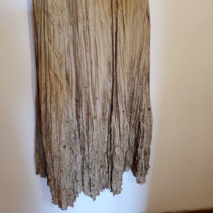 Golden Allure Chacoan Skirt Gold Silk